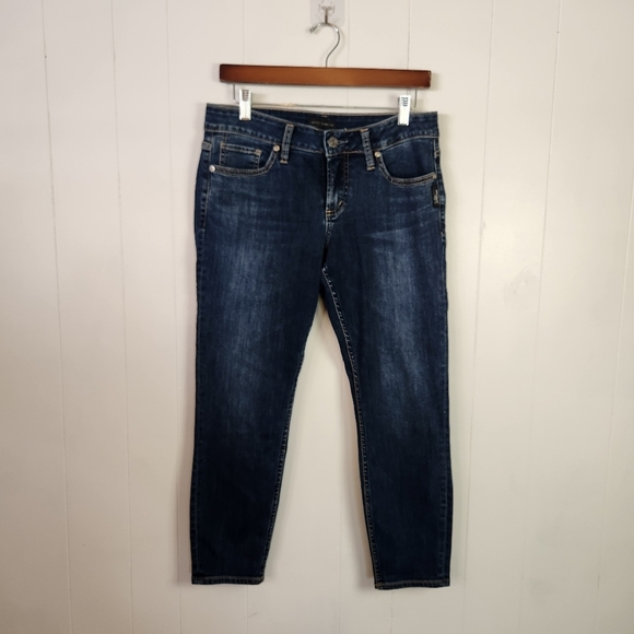 Silver Suki Cropped Denim Jeans Skinny Capri Stretchy Dark Wash Mid Rise Size 28 - Picture 2 of 11